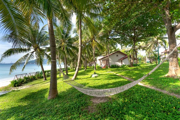 Exploring Liverpool"s Titanic Connections: Discovering the City's Historical Landmarks
